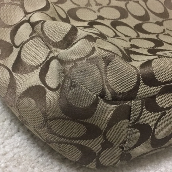 Used Coach Purse - Picture 3 of 8